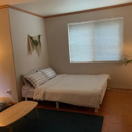 Trendy Stay Near Common Ground 103,201